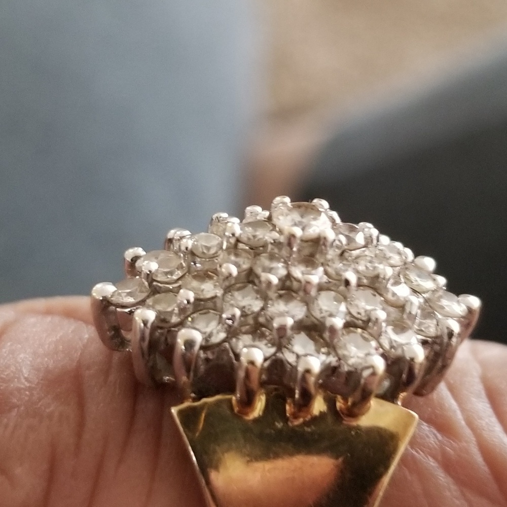 Diamond ring - Picture 2 of 4